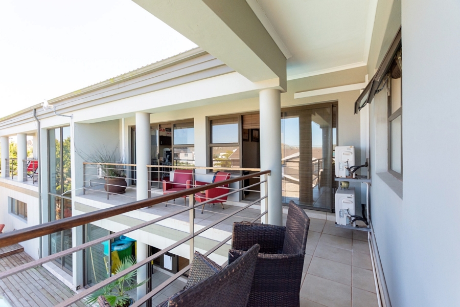 4 Bedroom Property for Sale in Myburgh Park Western Cape